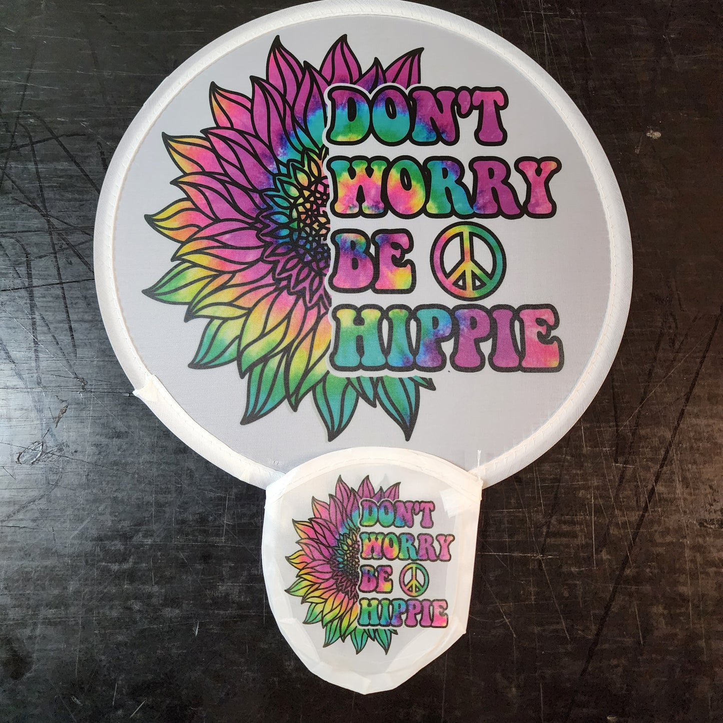 Don't worry - be Hippie pop out fan